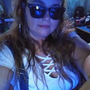 Meet your Posher, Lucinda